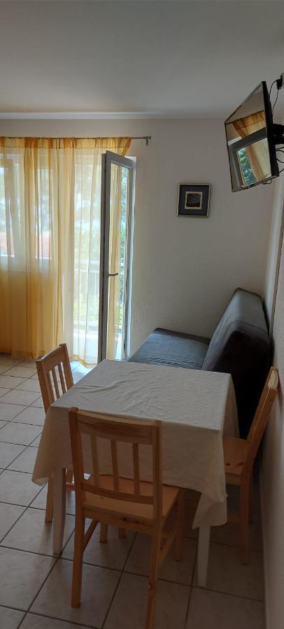 Top Location Živogošće 外观 照片
